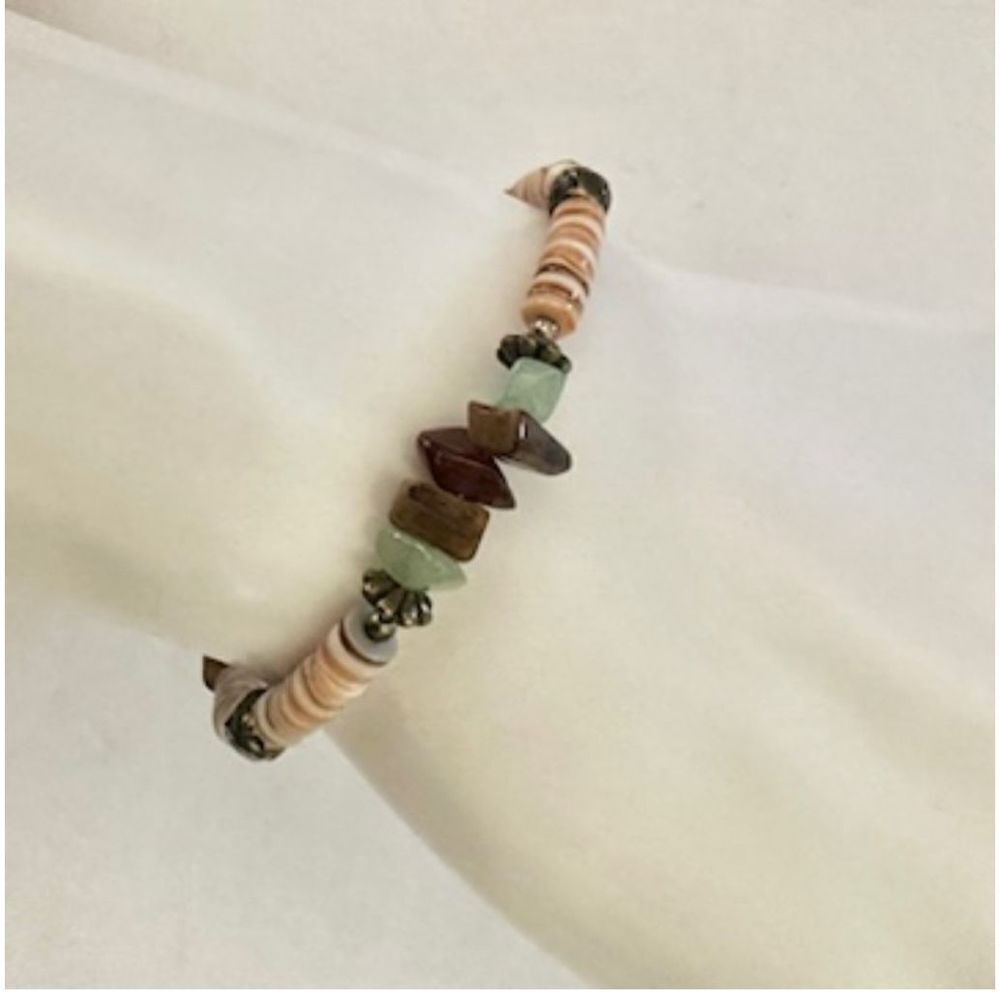 Shell natural stone beaded bracelet
